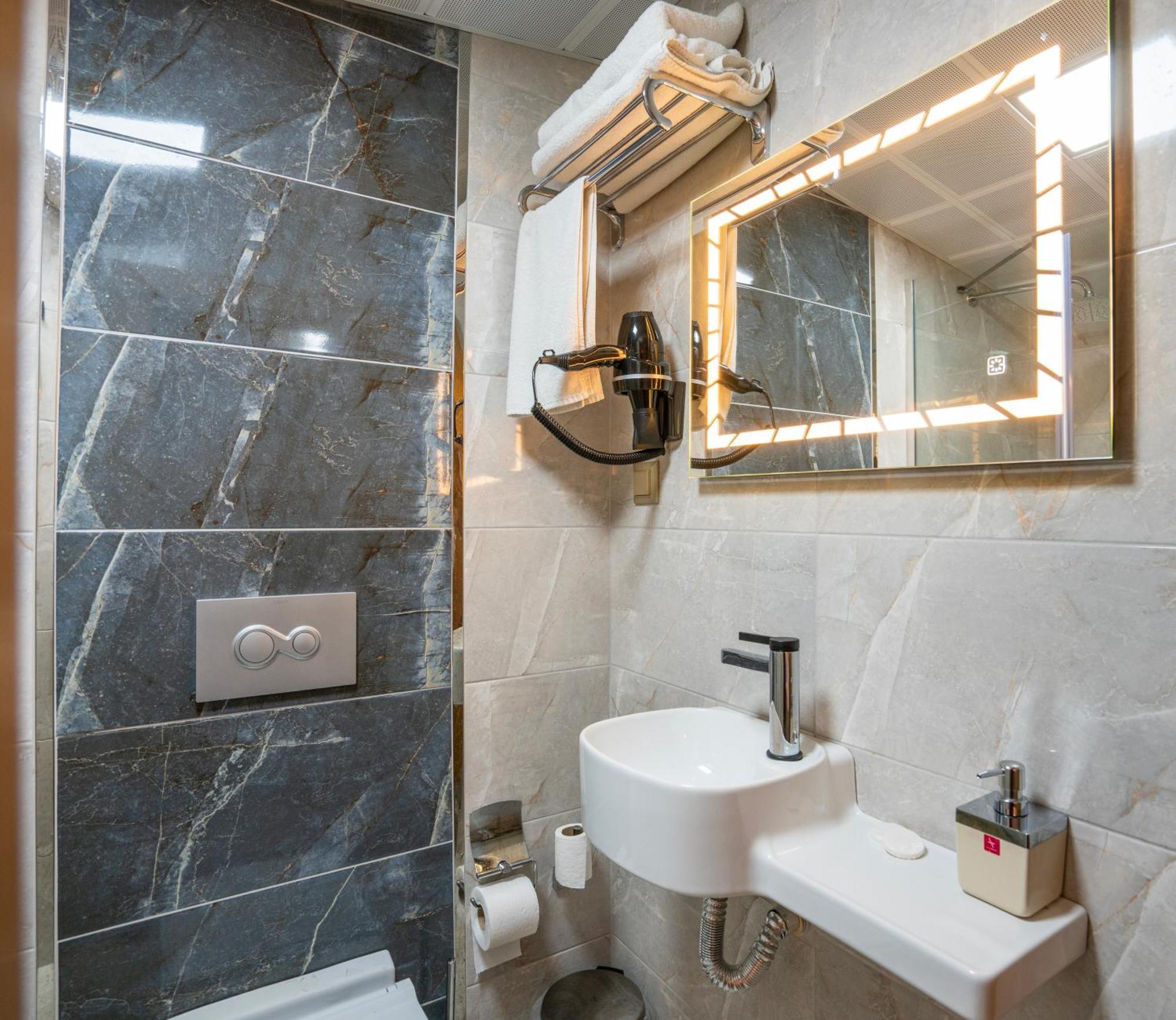 Grand Reis Hotel Istanbul Exteriör bild